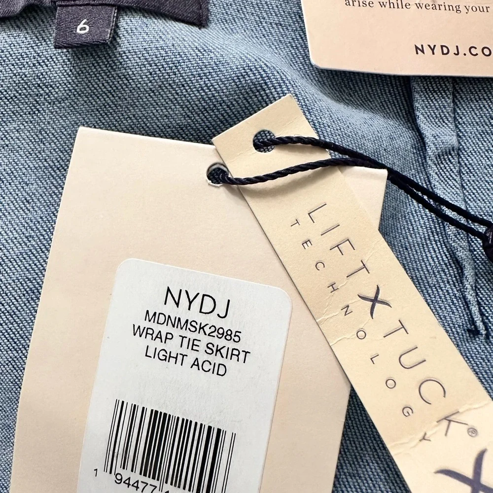 NYDJ Wrap Tie Skirt Lighy Acid SZ 6 Lift X Tuck Technology Classic Casual NWT